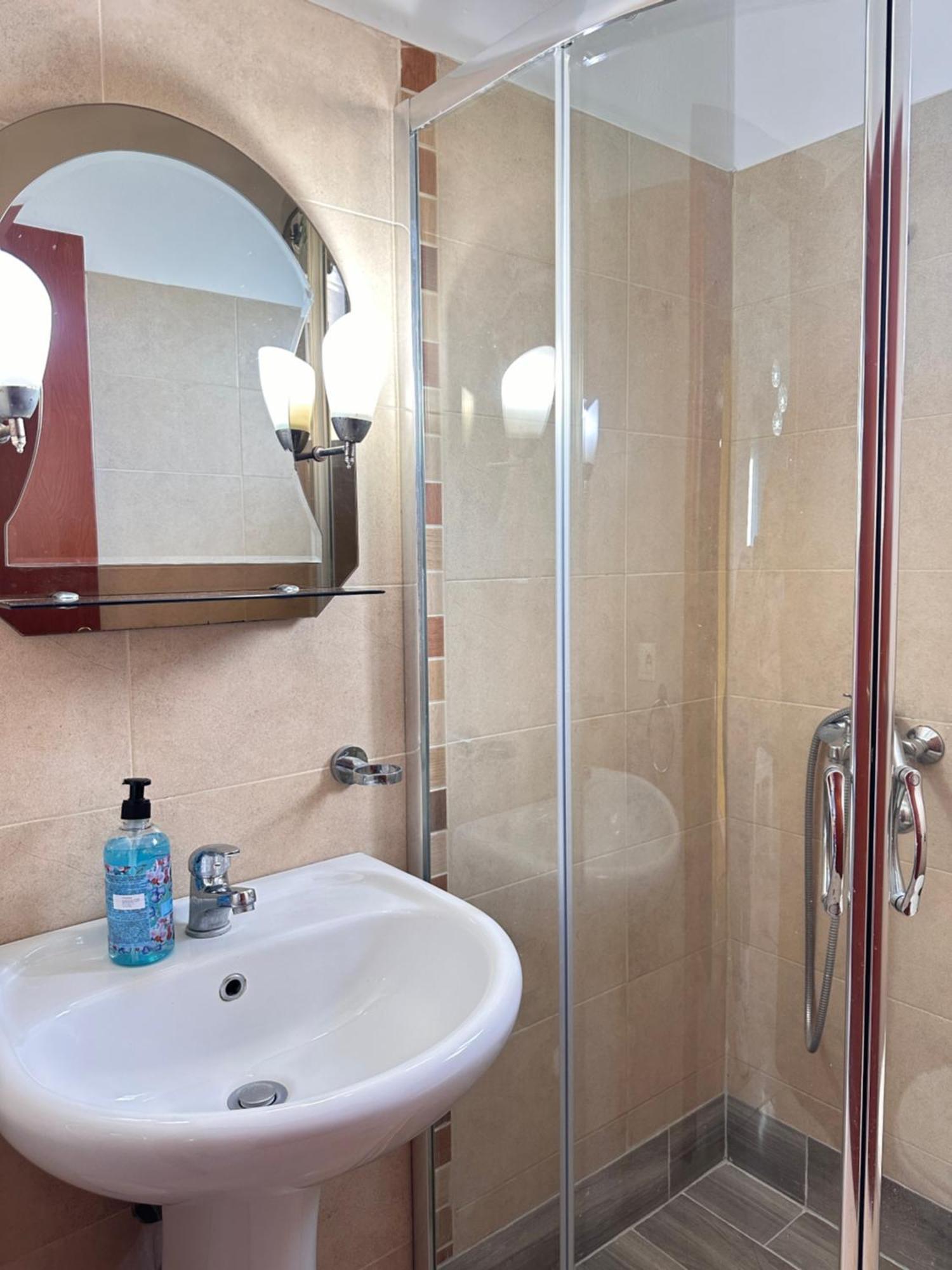 Design Sea View Apartment Sarandë Eksteriør billede